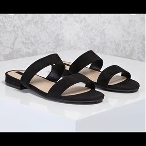 Brand new, never worn!!